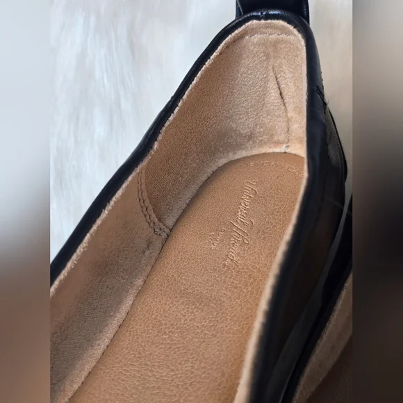 Universal Threads Classic Women's Black Flats - Picture 11 of 12